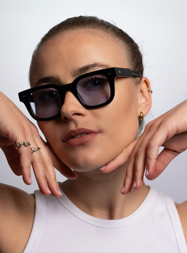 SEYU Sonnenbrille 17 Black - blaue Linsen
